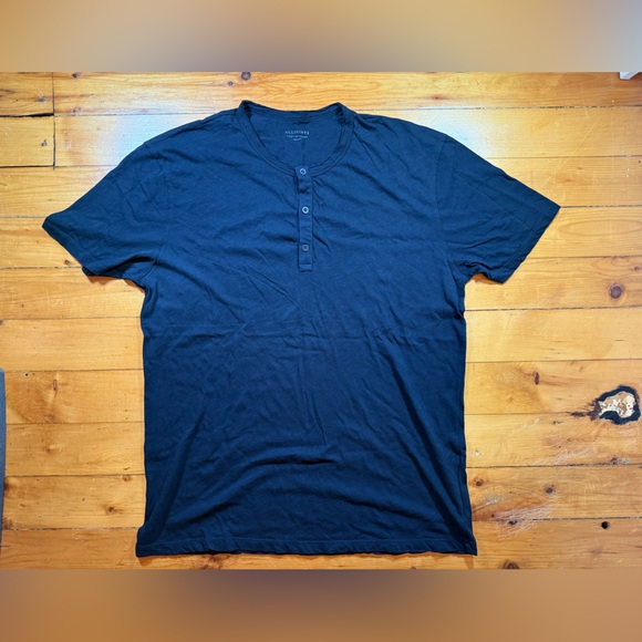 All Saints Figure Short Sleeve Henley Black Men’s XL Excellent Condition 🔥 - Picture 1 of 7